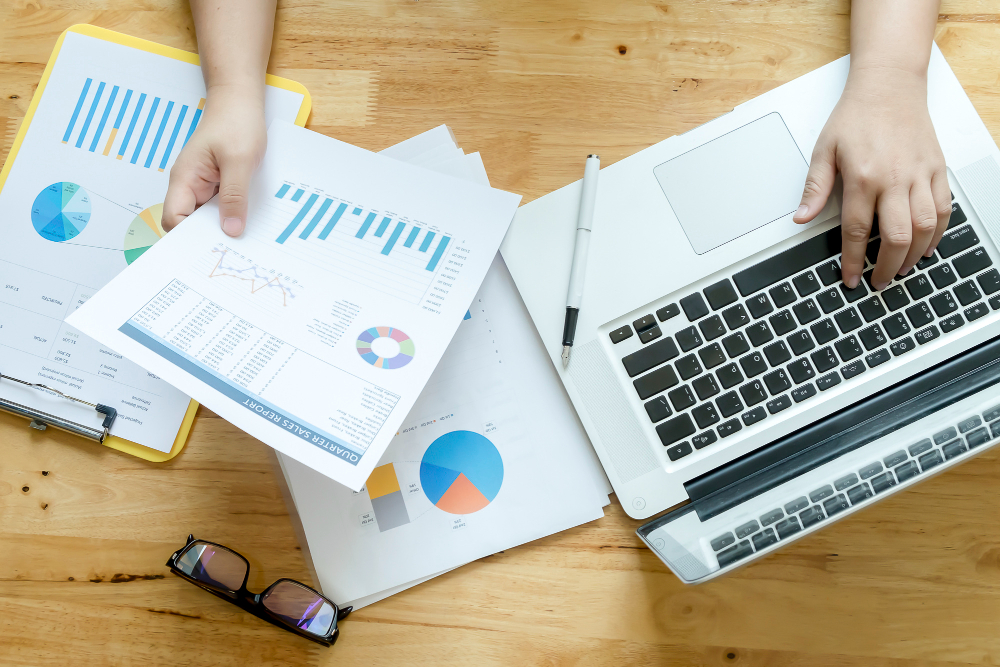 Dados, Relatórios ou Insights Dados, Relatórios ou Insights