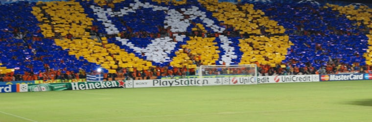 Torcida do Apoel FC, um dos principais clubes do Chipre